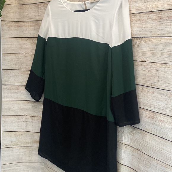 SMALL | Dex Shift style dress - Picture 2 of 8